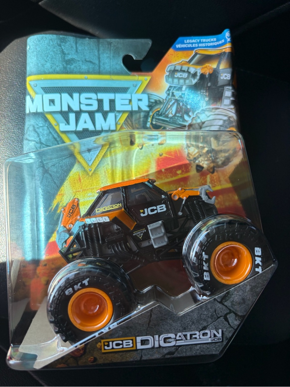 1:74 JCB Digatron Monster Jam Toy Truck